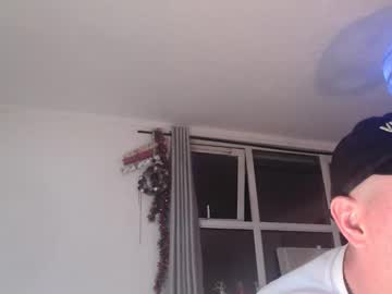 Cliftonrutter Chaturbate stream image from December 13, 2025