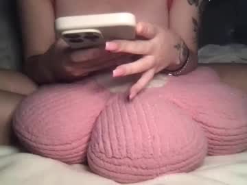 Femmefatalebabe Chaturbate stream image from December 13, 2025