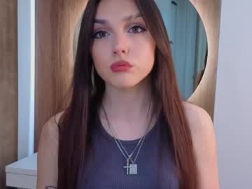 Ericapapandrea Chaturbate stream image from December 13, 2025