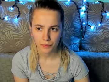 Maggiecake Chaturbate stream image from December 13, 2025