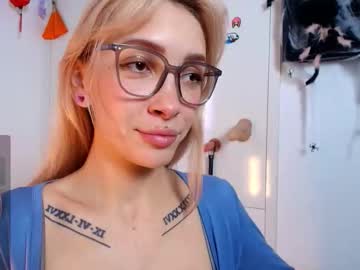 Waifu_Exe Chaturbate stream image from December 13, 2025
