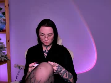 Molly_Kisss Chaturbate stream image from December 13, 2025