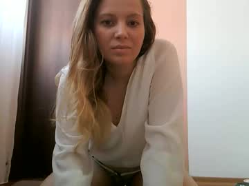 Baby_Blondee Chaturbate stream image from December 13, 2025