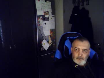 Chris250268 Chaturbate stream image from December 13, 2025
