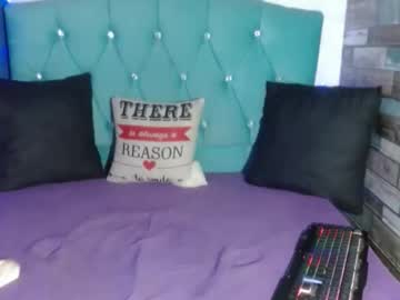 Yesamin_Stone18 Chaturbate stream image from December 13, 2025