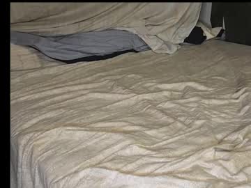 Wannabeemoboy Chaturbate stream image from December 13, 2025