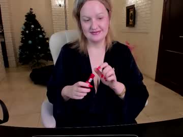 Mariemlui Chaturbate stream image from December 13, 2025
