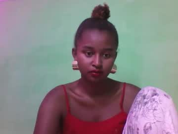 Olinah610 Chaturbate stream image from December 13, 2025