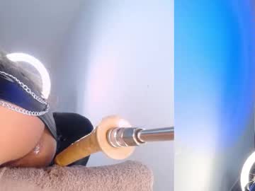Luciana_Hunters Chaturbate stream image from December 13, 2025