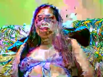 Prettypinaylonghair stream image from December 13, 2025