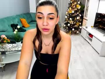 Eveeevian Chaturbate stream image from December 13, 2025