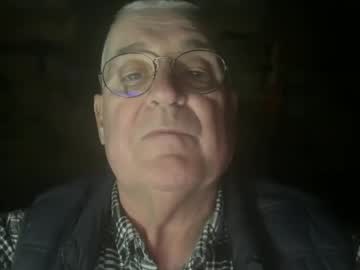 Juantricker Chaturbate stream image from December 13, 2025