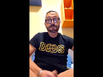 Napoletanissimo Chaturbate stream image from December 13, 2025