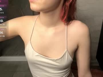 Mishahartwigsen Chaturbate stream image from December 13, 2025