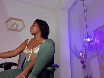 Caramel_Hellen Chaturbate stream image from December 13, 2025