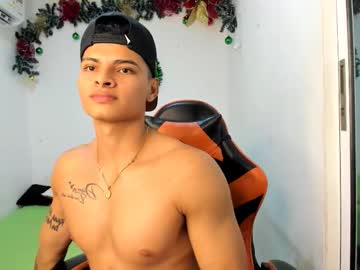 Ryan_Myerz Chaturbate stream image from December 13, 2025