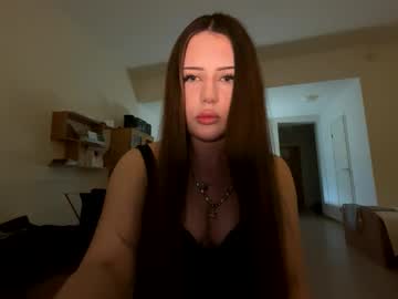 Tanyamoor Chaturbate stream image from December 13, 2025