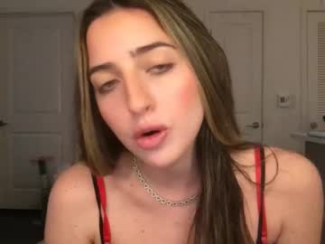 Lindslexiee Chaturbate stream image from December 13, 2025