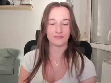 Oliviaaa2003 Chaturbate stream image from December 13, 2025