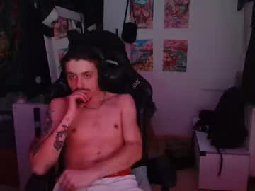 Smokechains Chaturbate stream image from December 13, 2025