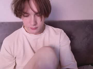 Callmenineoneseven Chaturbate stream image from December 14, 2025