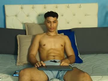 Klaton__ Chaturbate stream image from December 14, 2025