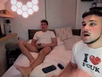 Maxxxmagnum Chaturbate stream image from December 14, 2025