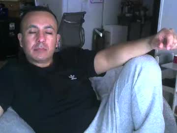 Carlosc85 Chaturbate stream image from December 14, 2025
