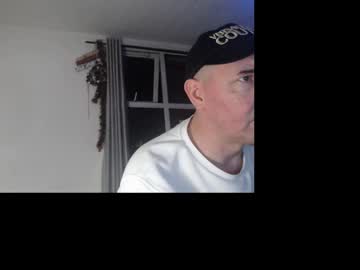 Cliftonrutter Chaturbate stream image from December 14, 2025