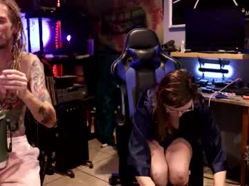 Honeyand_Thebear Chaturbate stream image from December 14, 2025