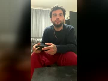 Huffies_Cam Chaturbate stream image from December 14, 2025