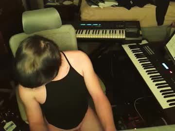 Wienerlady Chaturbate stream image from December 14, 2025
