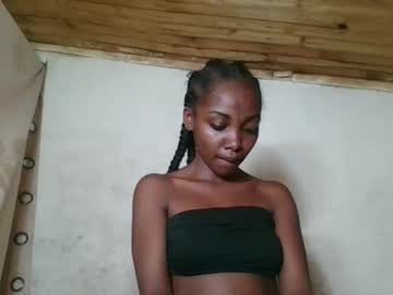 Elita12010 Chaturbate stream image from December 14, 2025