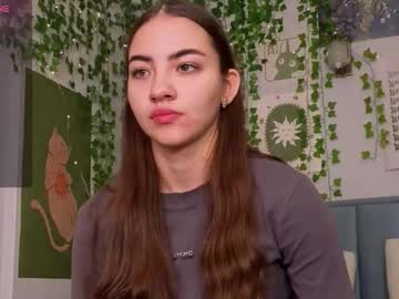 Fit_Girlfriend Chaturbate stream image from December 14, 2025