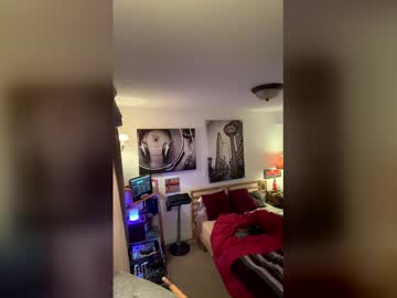 Bearmeat4you Chaturbate stream image from December 14, 2025