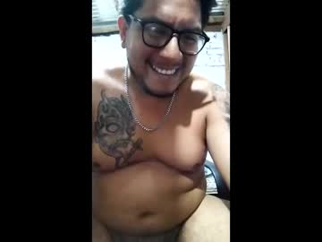 Bigversboy25 Chaturbate stream image from December 14, 2025
