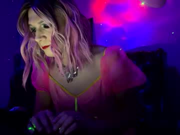 Nadia_Crivello Chaturbate stream image from December 14, 2025