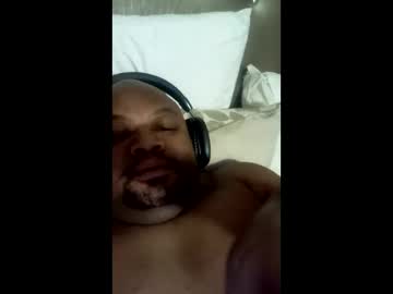 Joe25123 Chaturbate stream image from December 14, 2025