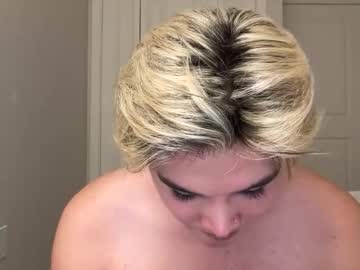 Vfem Chaturbate stream image from December 14, 2025
