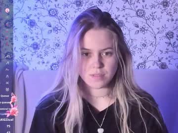 Angelanty Chaturbate stream image from December 14, 2025