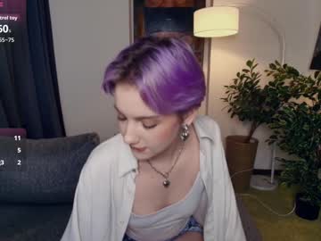 Nakishacroshaw Chaturbate stream image from December 14, 2025