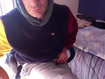 Sandropertoni Chaturbate stream image from December 14, 2025
