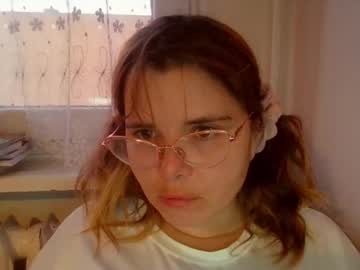 Elenaflirt Chaturbate stream image from December 14, 2025