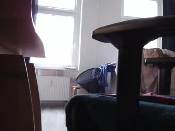 Fat_Bubble Chaturbate stream image from December 14, 2025
