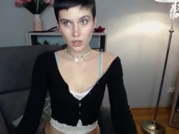 Sarah_Desire01 Chaturbate stream image from December 14, 2025