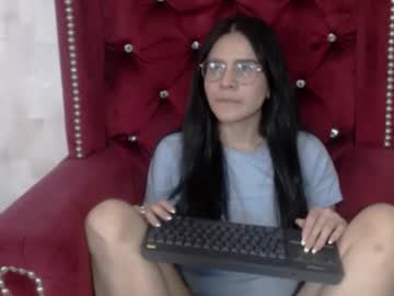 Honeybuu_ Chaturbate stream image from December 14, 2025
