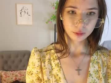 Kira_Mac Chaturbate stream image from December 14, 2025