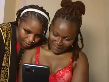 Prettie_Essy Chaturbate stream image from December 14, 2025