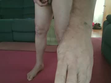 Guynaked105 Chaturbate stream image from December 14, 2025