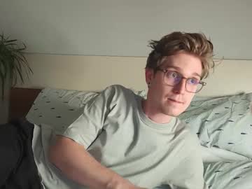 Shirizo Chaturbate stream image from December 14, 2025